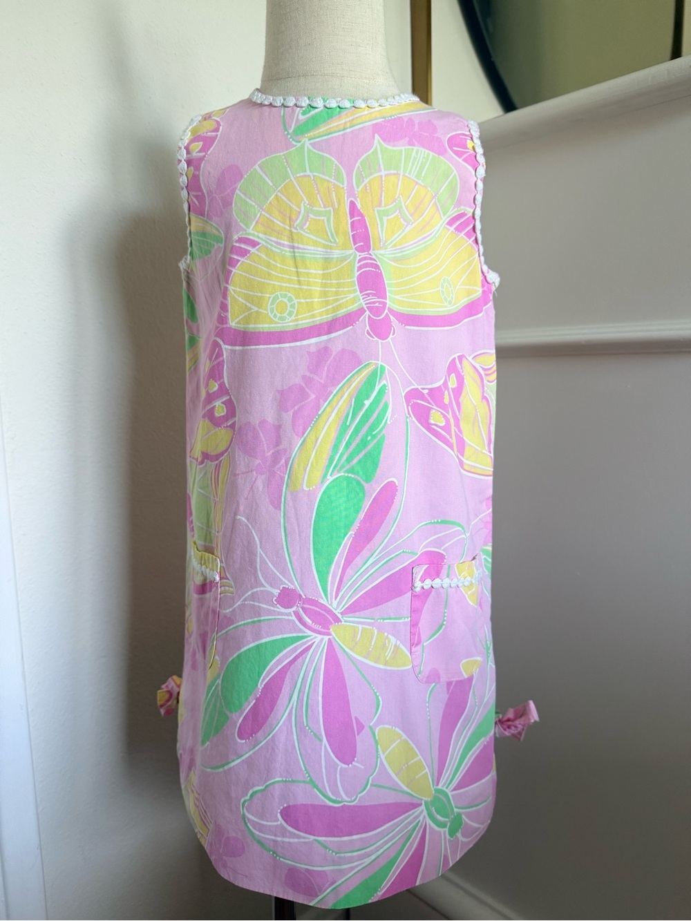 Lilly Pulitzer Girls Size 5 Pink Butterfly Shift Dress Pom Trim